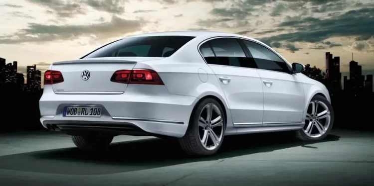 Passat en dolu paket hangisi